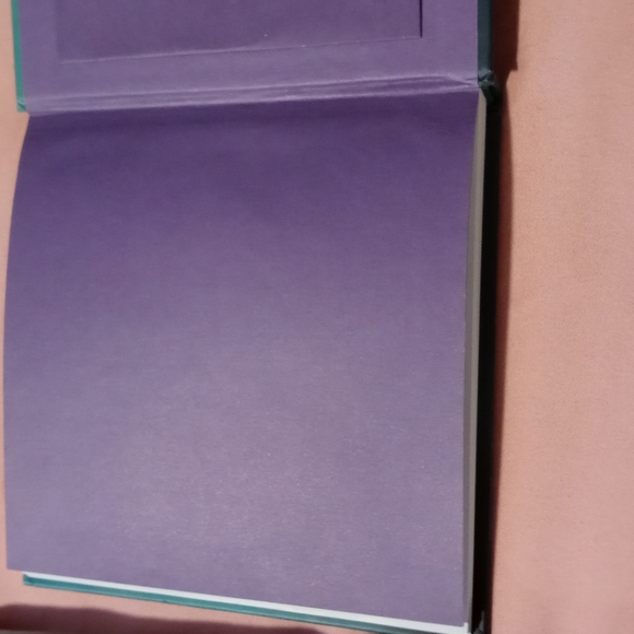 BOOK  OPENING TO MEDITATION - Picture 5 of 8